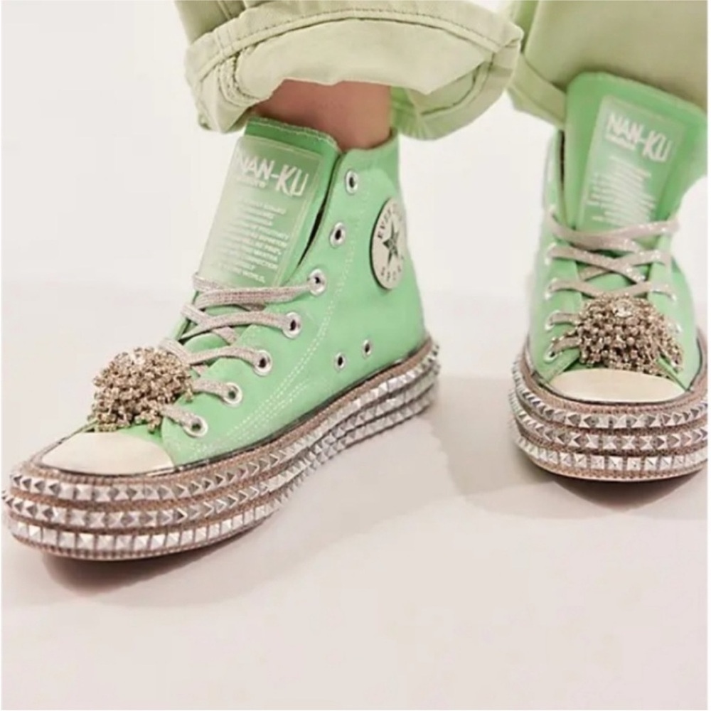 NWT NAN-KU Cruise Studded Hi Top Sneakers Size 39